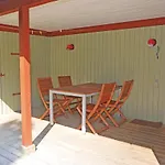 With Sauna 294