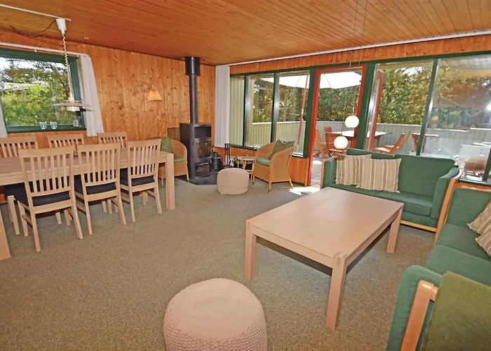 With Sauna 294 بيت للعطل *